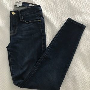 Frame denim or skinny de Jeanne crop